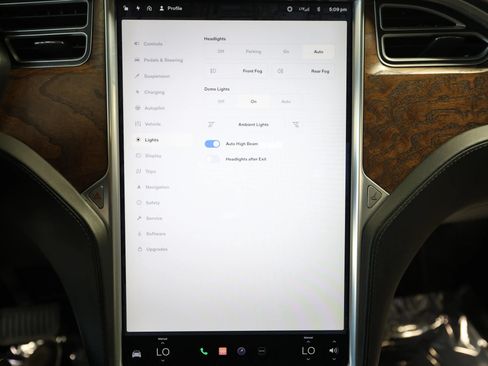 Used 2017 Tesla Model X 90D AWD/4WD image 63