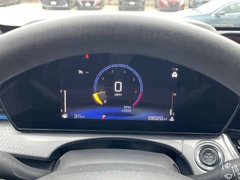 Used 2025 Chevrolet Trax LT image 39