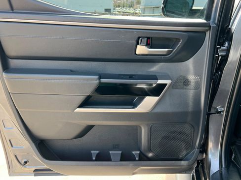 Used 2024 Toyota Tundra Limited image 19