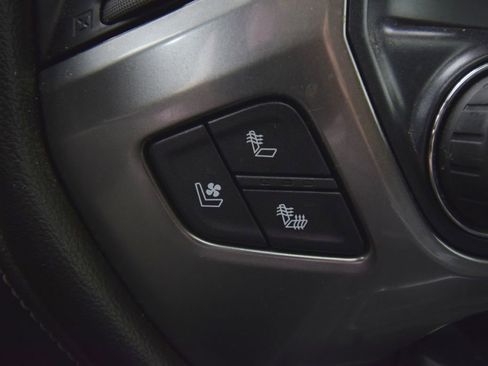 Used 2017 Chevrolet Silverado 1500 LTZ Z71 w/ LTZ Plus Package AWD/4WD image 38