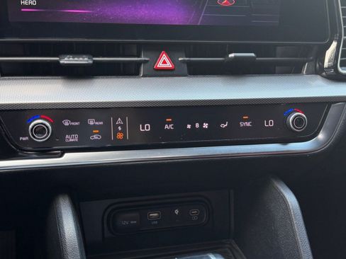 Certified 2023 Kia Sportage SX FWD image 23