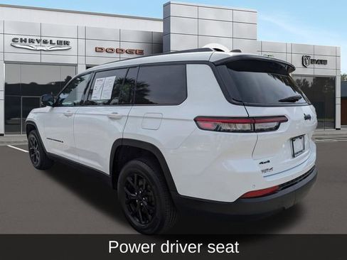 Used 2024 Jeep Grand Cherokee L Altitude AWD/4WD image 5