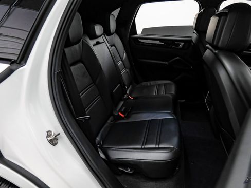 Used 2023 Porsche Cayenne image 69