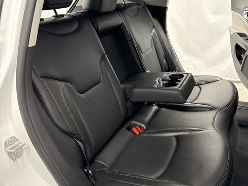 Used 2022 Jeep Compass Limited image 29