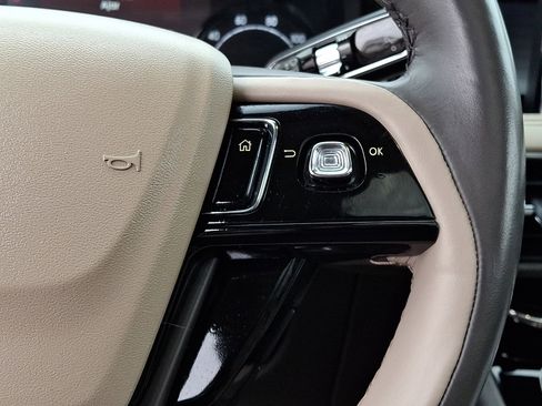 Certified 2022 Lincoln Corsair AWD w/ Premium Package image 24