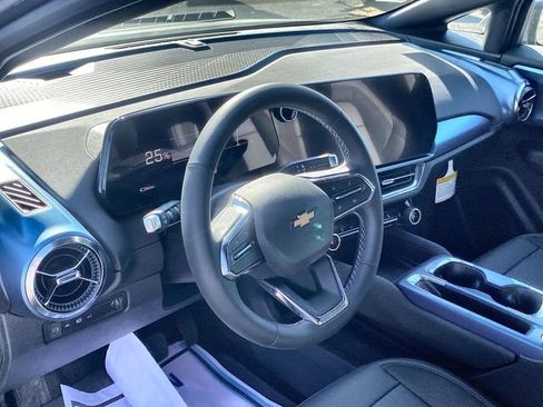 New 2026 Chevrolet Equinox EV LT FWD image 18