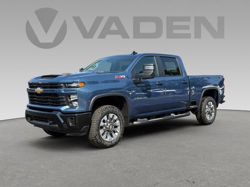 New 2026 Chevrolet Silverado 2500 Custom w/ Custom Value Package AWD/4WD image 21