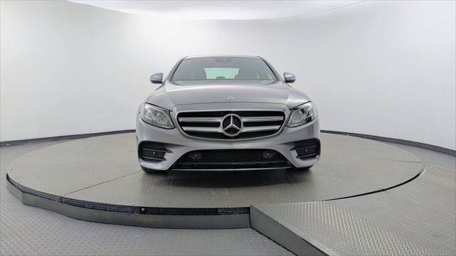 Used 2018 Mercedes-Benz E 400 4MATIC Sedan image 12