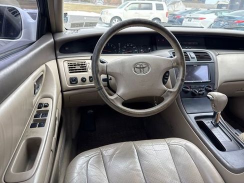 Used 2003 Toyota Avalon XL image 13