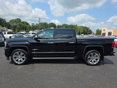 Used 2018 GMC Sierra 1500 Denali w/ Denali Ultimate Package AWD/4WD image 19