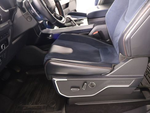 Used 2023 Ford F150 Raptor w/ Blue Interior Package AWD/4WD image 13