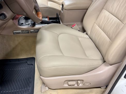 Used 2000 Lexus LX 470 4WD image 27