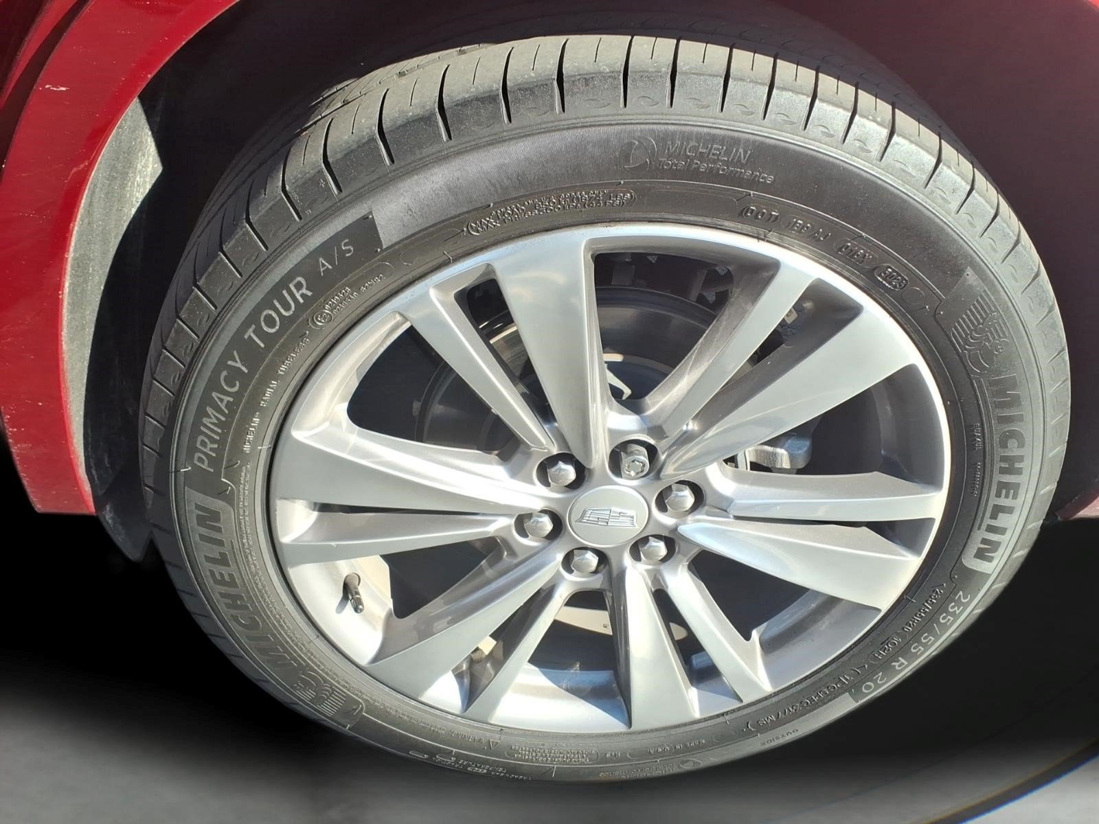 Used 2024 Cadillac XT6 Premium Luxury w/ LPO, Floor Liner Package FWD image 16