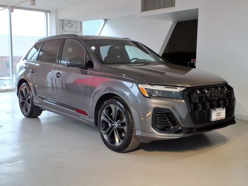 Used 2026 Audi Q7 3.0T Premium Plus w/ Premium Plus Package AWD/4WD image 3