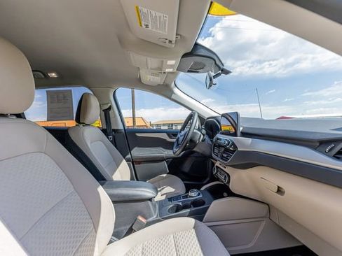 Used 2022 Ford Escape SE AWD/4WD image 19
