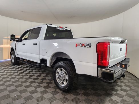 New 2026 Ford F350 XLT w/ FX4 Off-Road Package image 5