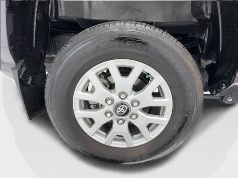 Used 2024 Toyota Tacoma SR5 RWD image 17