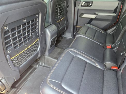 Used 2022 Ford Bronco Badlands AWD/4WD image 10