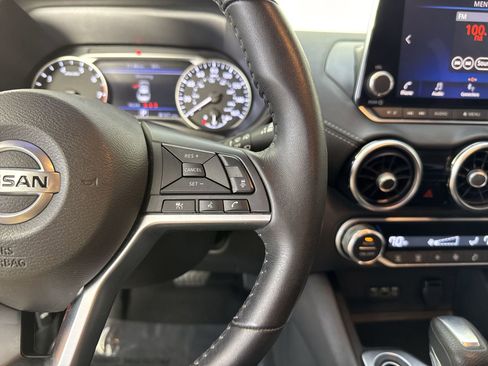 Used 2021 Nissan Sentra SV image 13