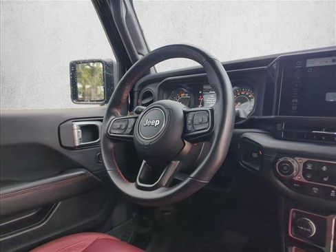 Used 2024 Jeep Wrangler Unlimited Rubicon 392 image 21