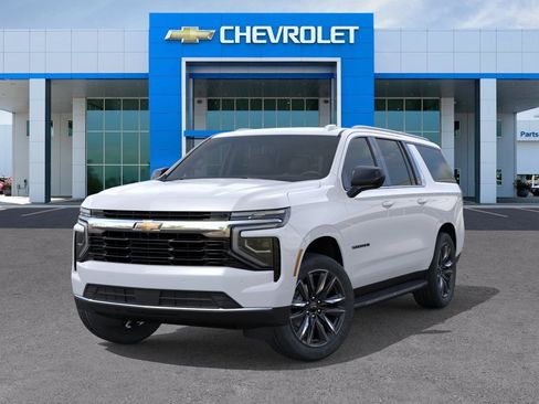 New 2026 Chevrolet Suburban LS w/ LS Custom Edition RWD image 6