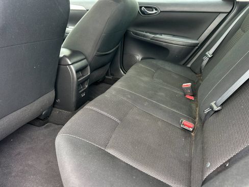 Used 2018 Nissan Sentra S w/ S Midnight Style Package FWD image 11
