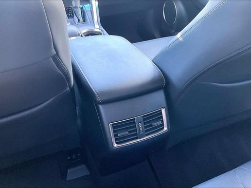Used 2015 Lexus NX 200t FWD image 10