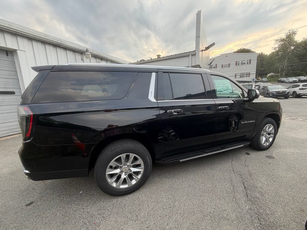 New 2026 Chevrolet Suburban Premier AWD/4WD image 6