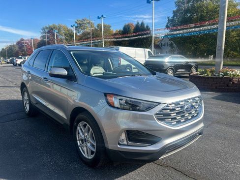 Used 2022 Ford Edge SEL w/ Convenience Package AWD/4WD image 4
