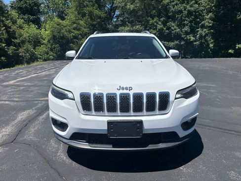 Used 2019 Jeep Cherokee Latitude Plus w/ Comfort/Convenience Group AWD/4WD image 8