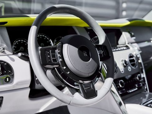 Used 2024 Rolls-Royce Cullinan image 49