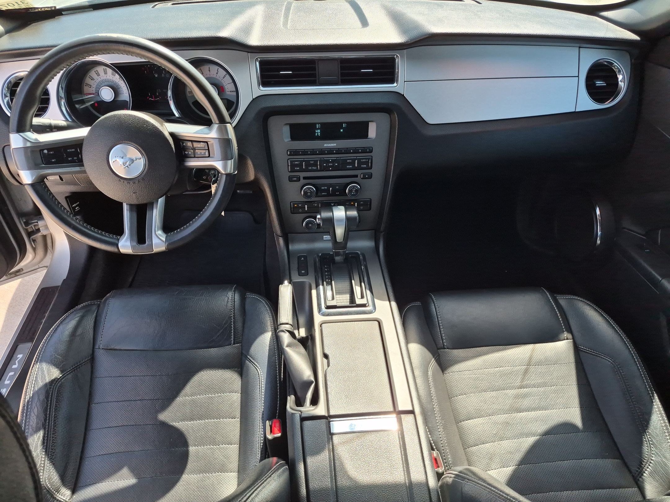 Used 2012 Ford Mustang Premium RWD image 25