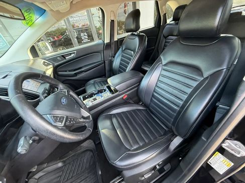 Used 2019 Ford Edge SEL w/ Equipment Group 201A AWD/4WD image 34