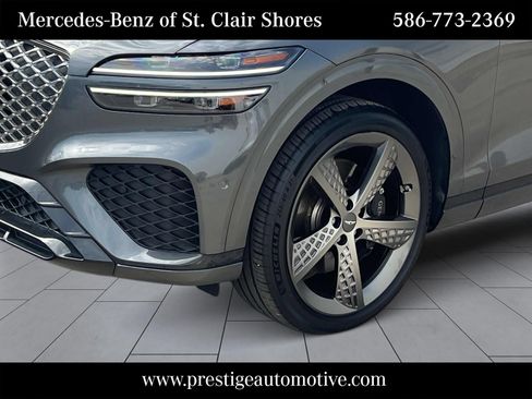 Used 2023 Genesis GV70 3.5T Sport w/ Sport Prestige Package AWD/4WD image 9