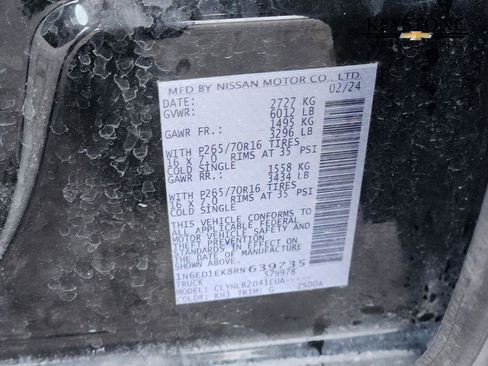 Used 2024 Nissan Frontier SV image 32