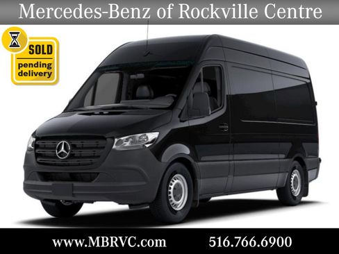 Used 2024 Mercedes-Benz Sprinter 2500 image 1