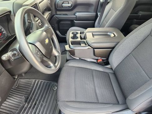 Used 2024 Chevrolet Silverado 1500 Custom RWD image 4