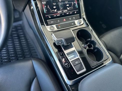 Used 2023 Audi Q7 3.0T Premium Plus AWD/4WD image 21