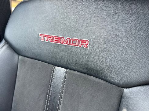 Used 2021 Ford Ranger Lariat w/ Tremor Off-Road Package image 38