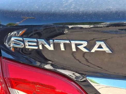Used 2019 Nissan Sentra SV FWD image 30