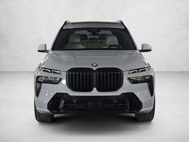 Certified 2025 BMW X7 xDrive40i w/ M Sport Package AWD/4WD image 2
