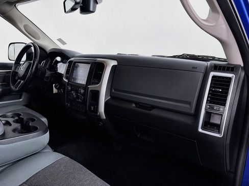 Used 2017 RAM 2500 SLT w/ Luxury Group AWD/4WD image 31
