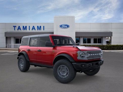 New 2025 Ford Bronco Badlands w/ Sasquatch Package AWD/4WD image 7