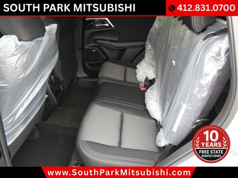 New 2026 Mitsubishi Outlander ES image 15