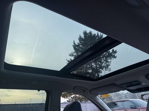 Certified 2024 Nissan Pathfinder Platinum w/ Cargo Package image 9