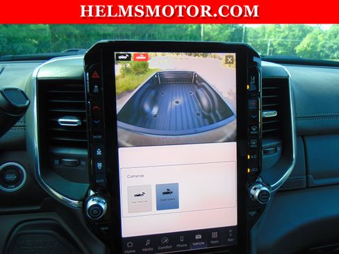 New 2025 RAM 2500 Laramie image 32