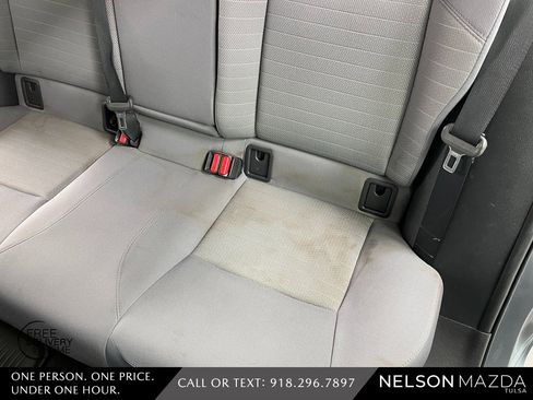 Used 2020 Toyota Corolla SE image 38