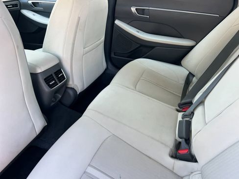 Used 2023 Hyundai Sonata SEL w/ Convenience Package image 5