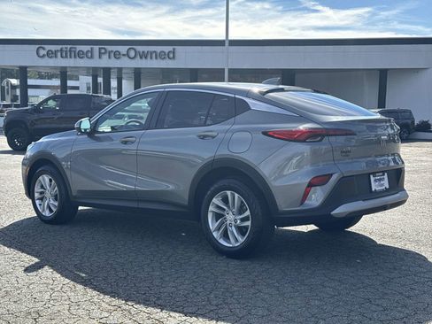 Used 2024 Buick Envista Preferred w/ Convenience I Package image 8