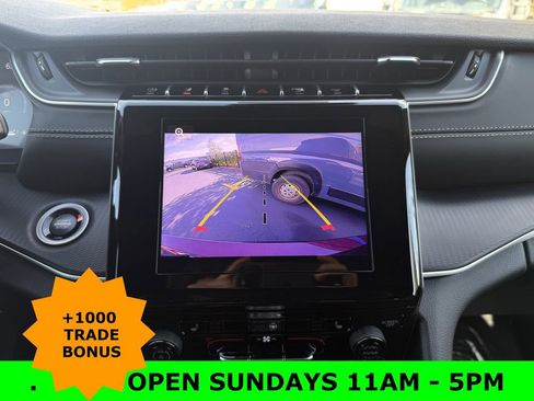 New 2025 Jeep Grand Cherokee L Altitude image 18